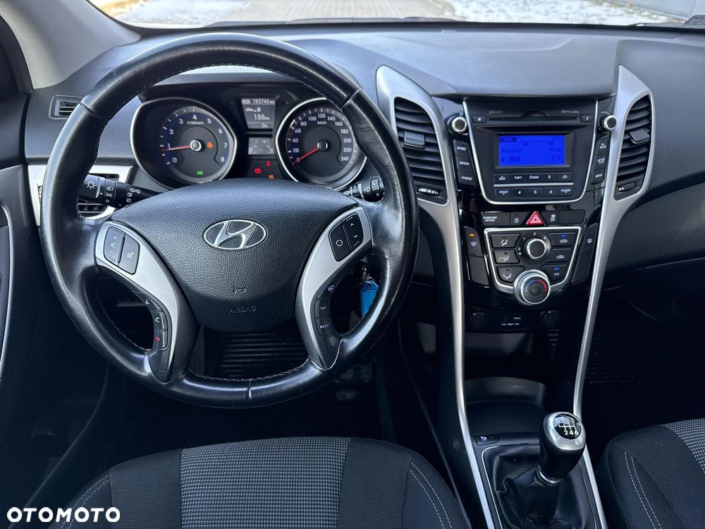 Hyundai i30 1.4 Classic - 10