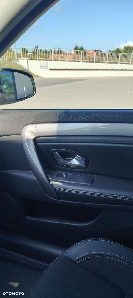 Renault Laguna 2.0 dCi GT ESM - 36