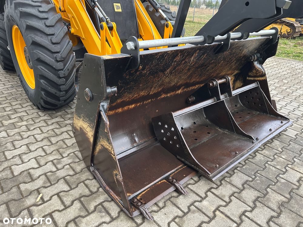 JCB 4cx yojstic - 25