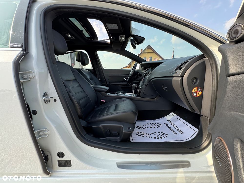 Renault Latitude - 12