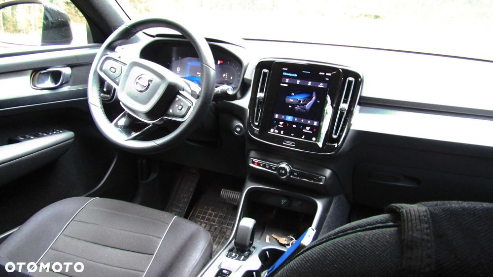 Volvo XC 40 - 6
