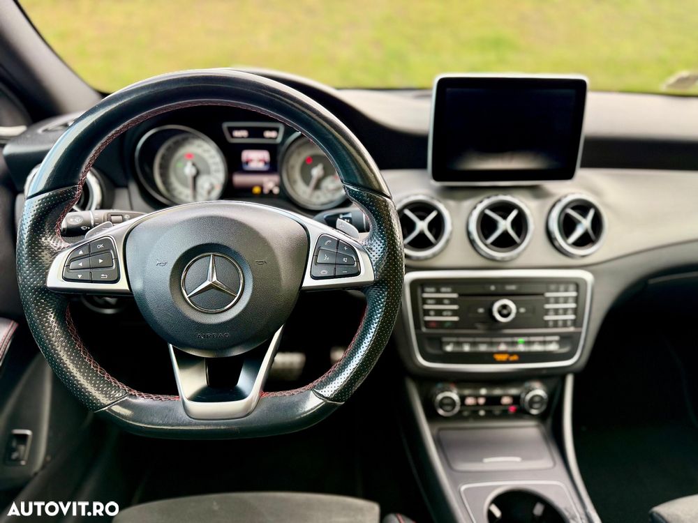 Mercedes-Benz GLA 200 7G-DCT AMG Line - 13