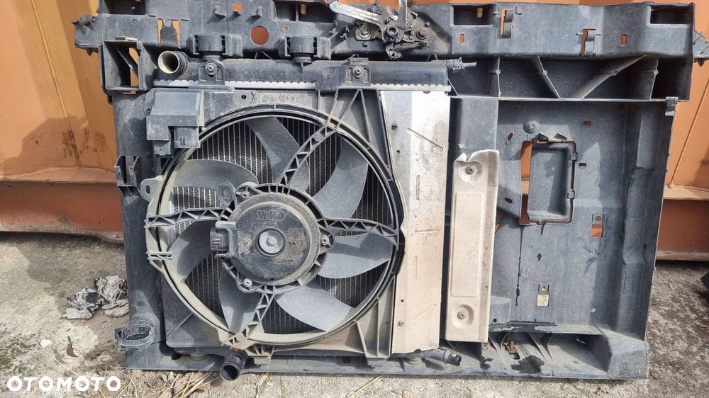 citroen c3 ii 1.2 1.4 benzyna pas przedni chłodnica wody wentylator - 7