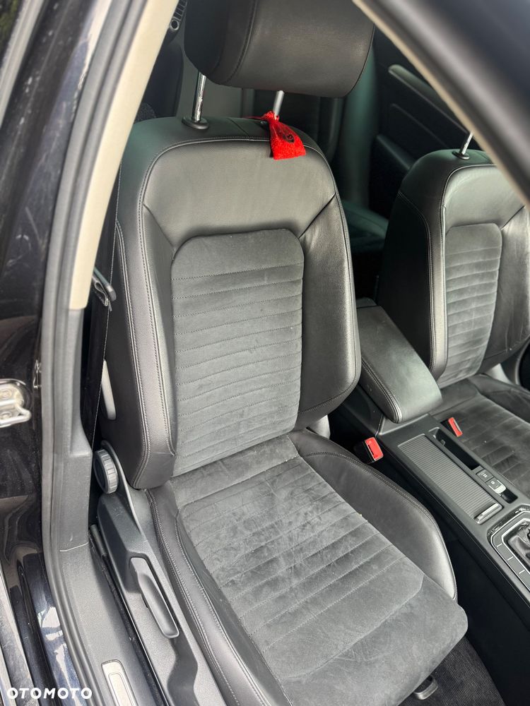Volkswagen Passat - 26