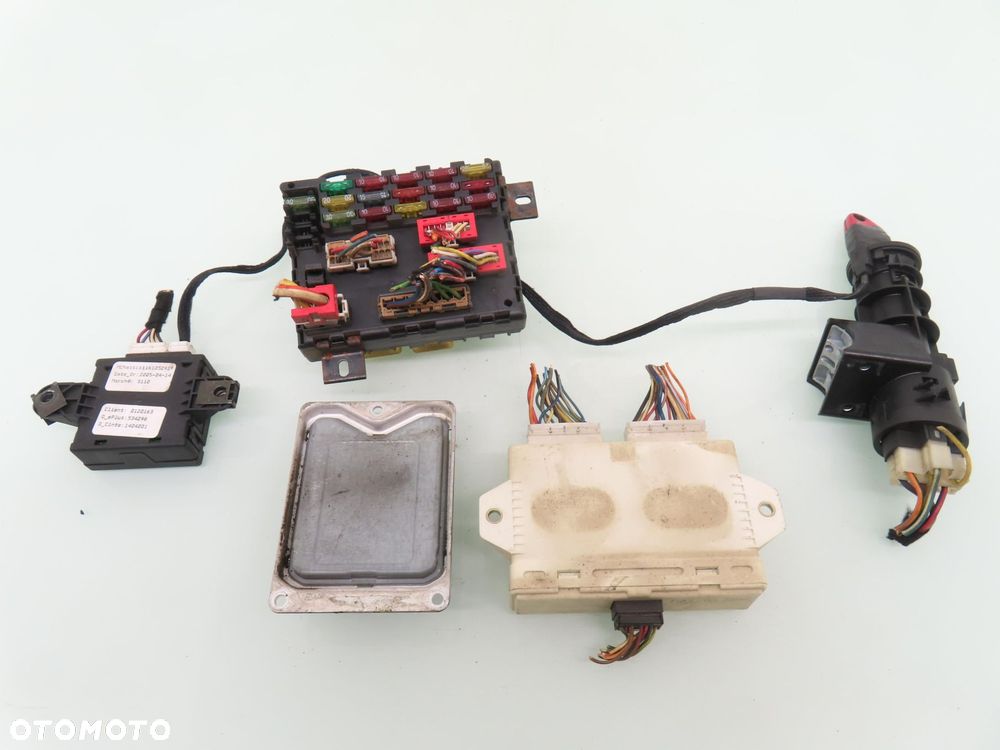 STACYJKA STEROWNIK ALFA ROMEO 156 2.0 T.SPARK 0261204948 46447809 60651187 - 2