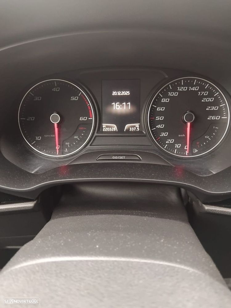 SEAT Leon ST 1.6 TDI S&S Style - 11