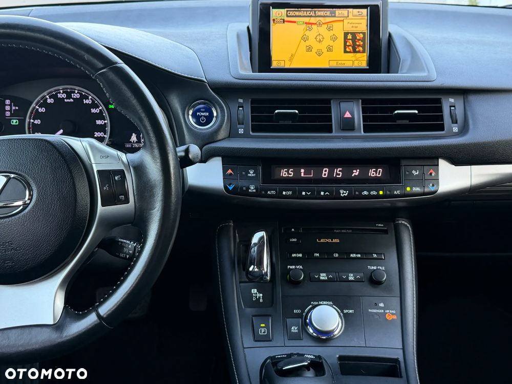 Lexus CT 200h Prestige - 19