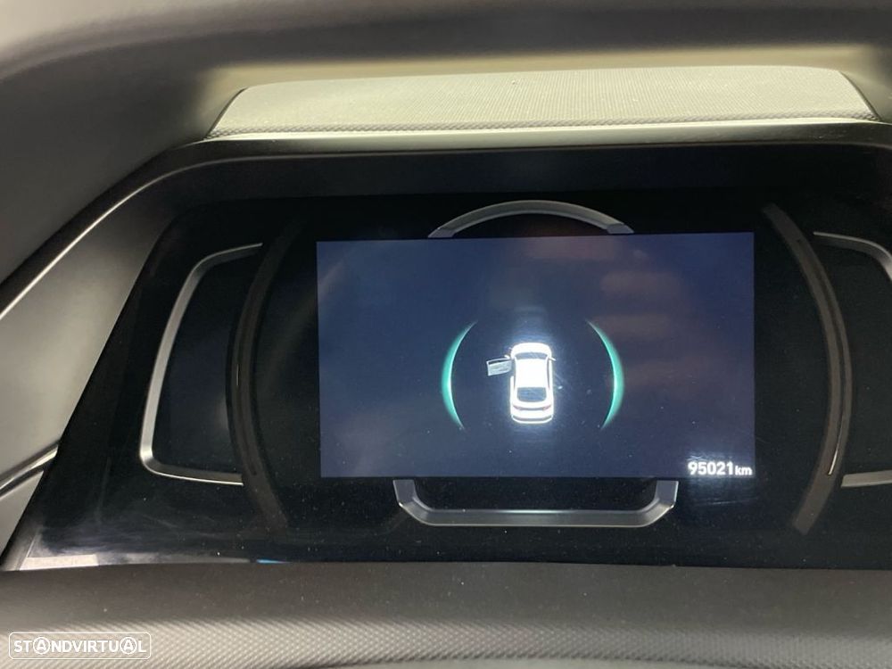 Hyundai Ioniq 1.6 GDI PHEV - 9