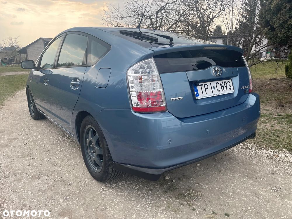 Toyota Prius 1.5 VVT-i Sol - 15