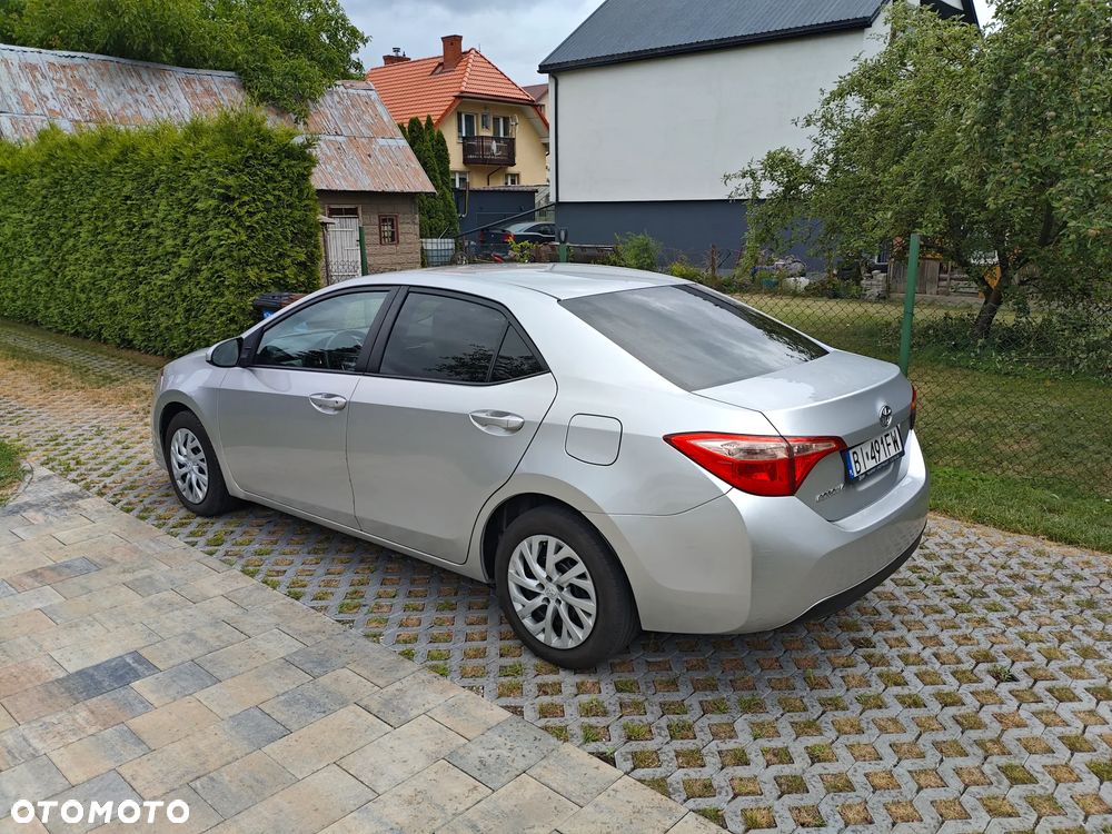 Toyota Corolla - 7