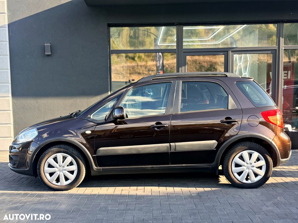 Suzuki SX4 1.6 VVT 4x2 Comfort - 11