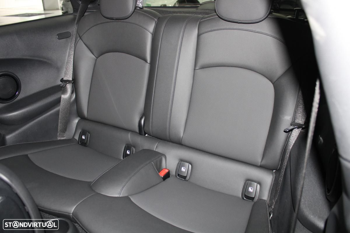 MINI 3 Portas Cooper SE Yours - 12