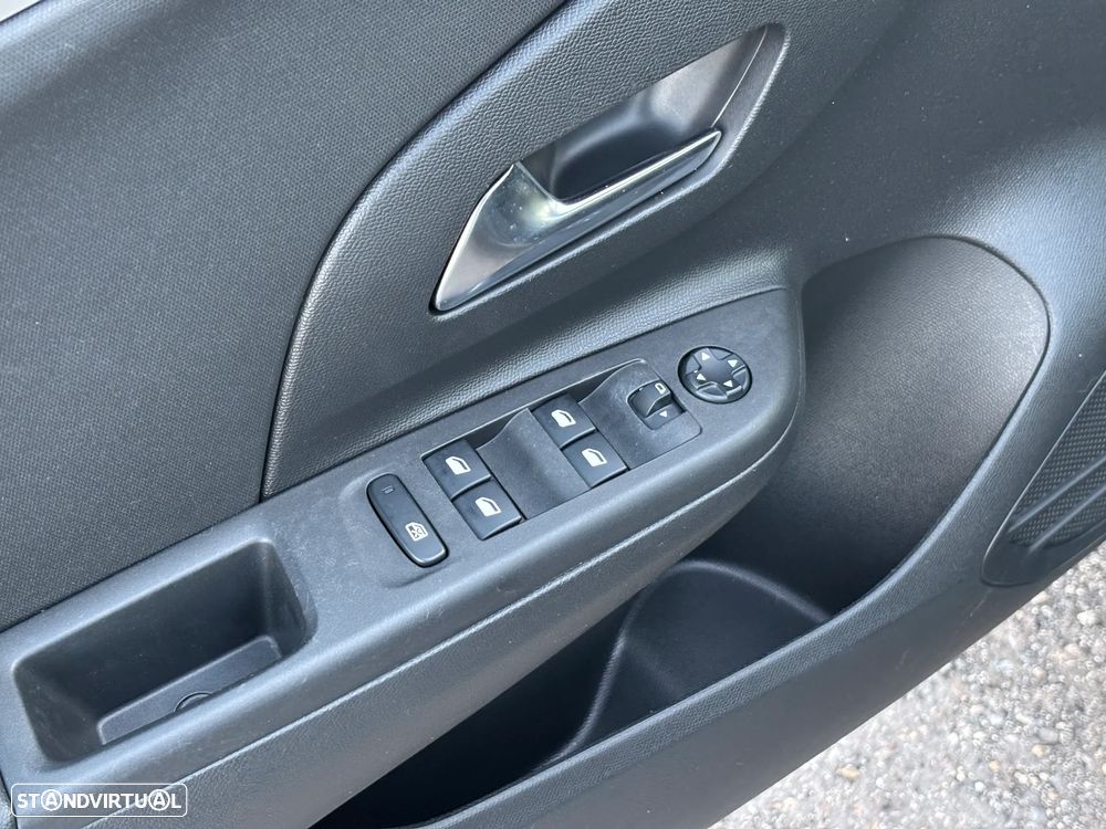 Opel Corsa 1.5 D Business Edition - 12