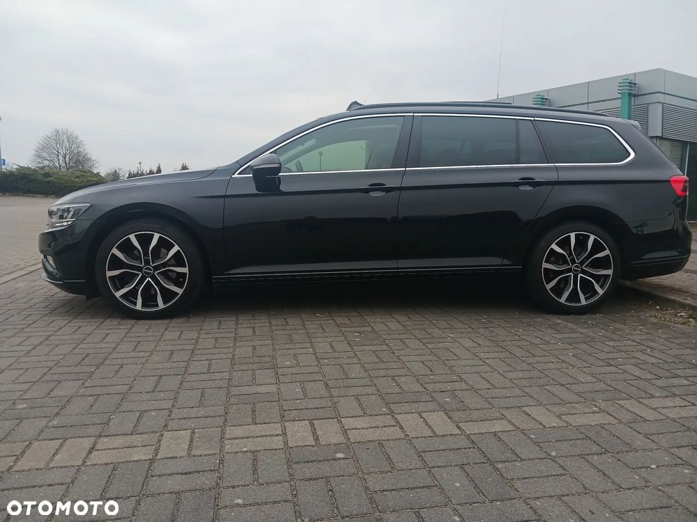 Volkswagen Passat 2.0 TDI SCR DSG Elegance - 3