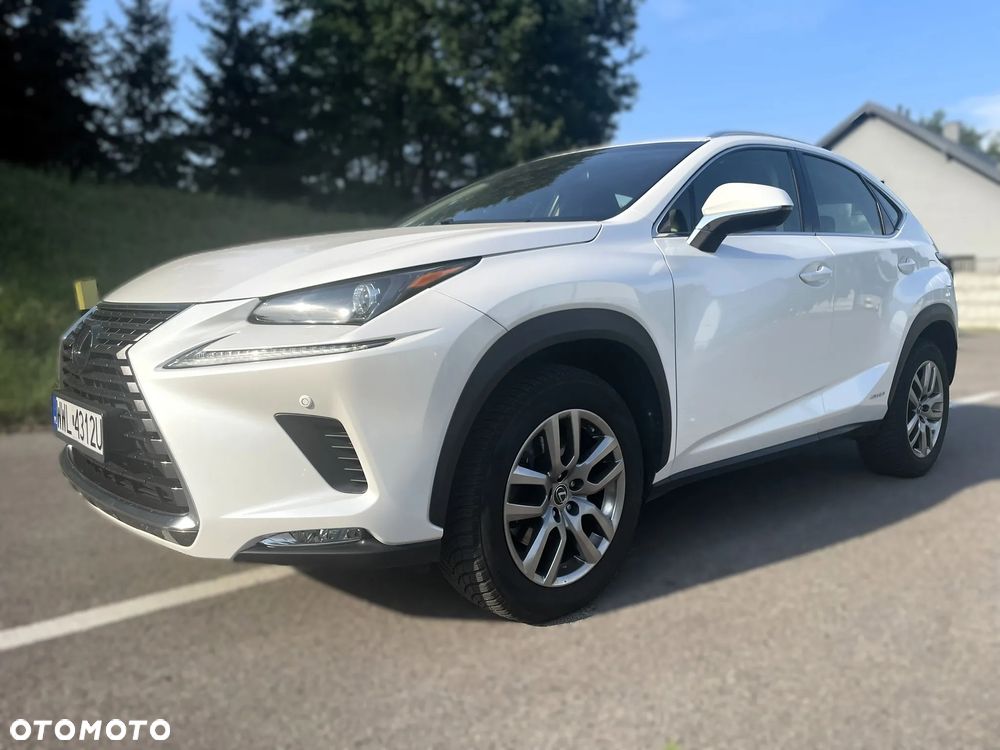 Lexus NX - 1