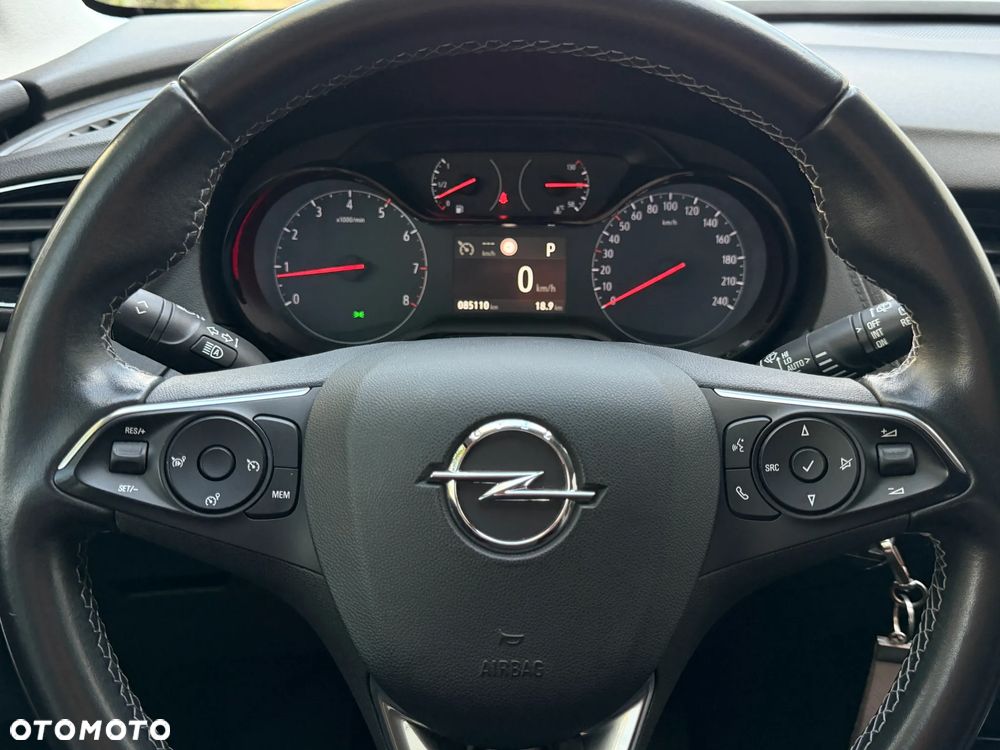 Opel Grandland X 1.2 T GPF Design Line S&S - 21