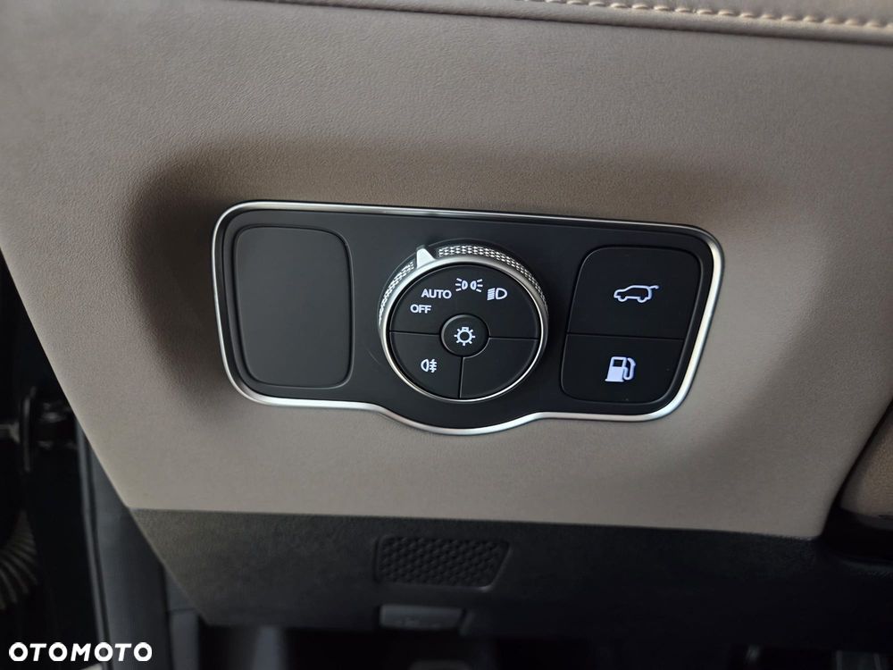 Chery Tiggo 8 1.5 T-GDI Super Hybrid Prestige DCT - 19