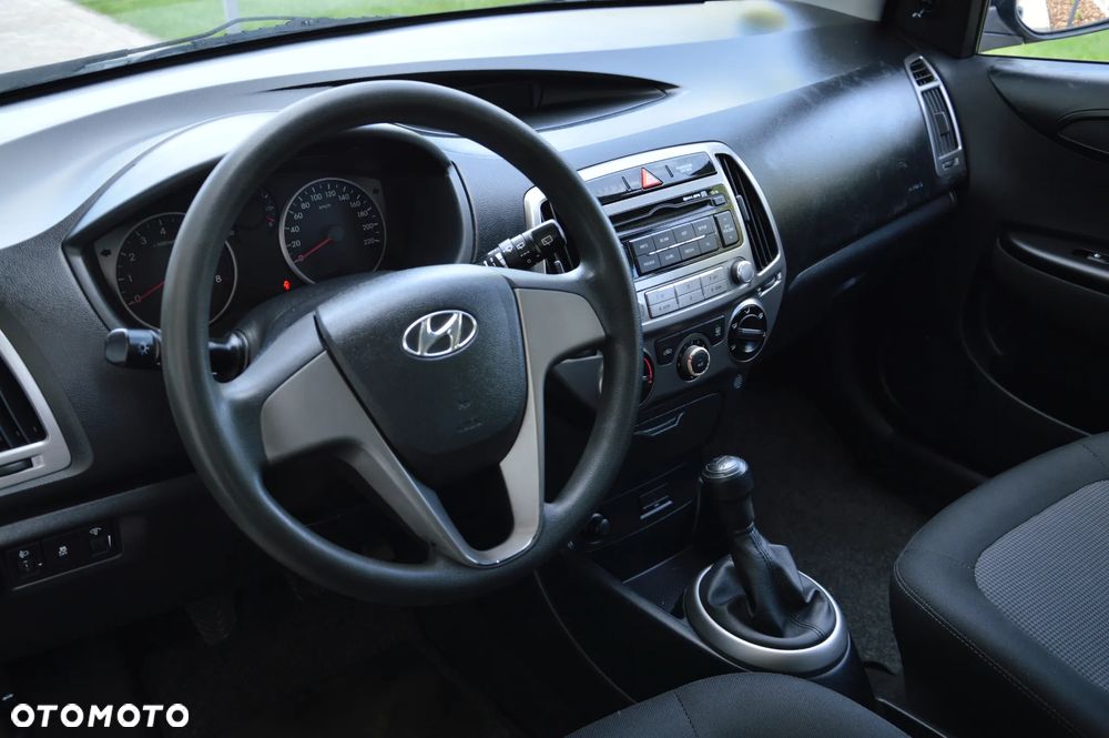 Hyundai i20 - 10