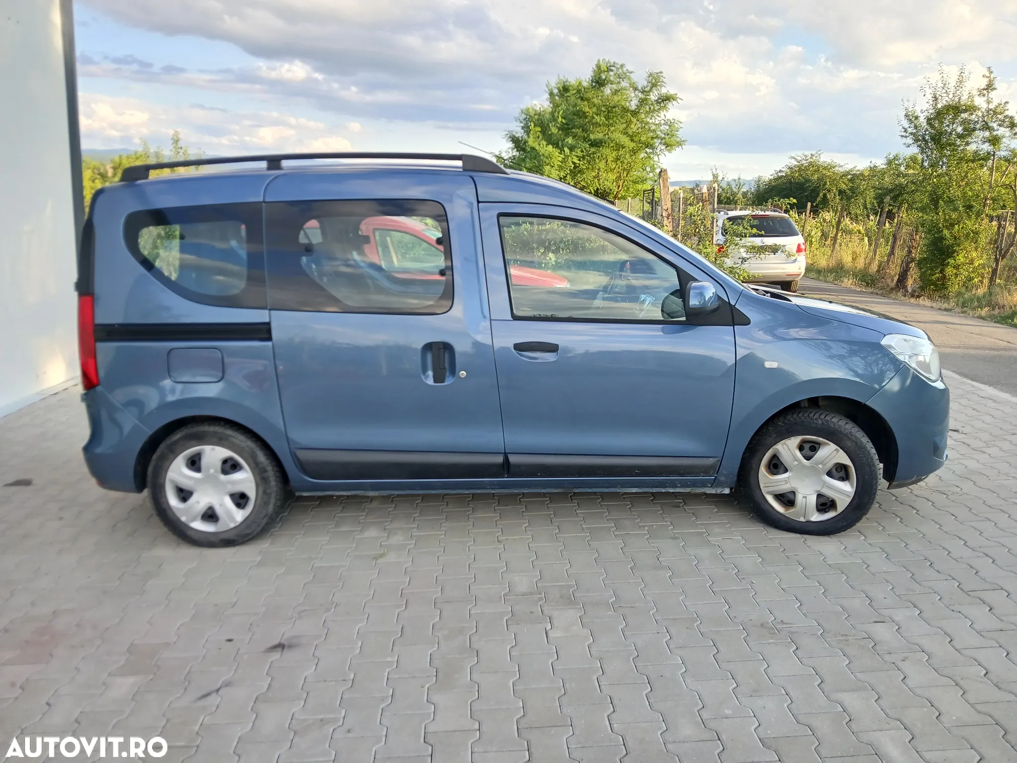 Dacia Dokker 1.2 TCe 115 CP Laureate - 12