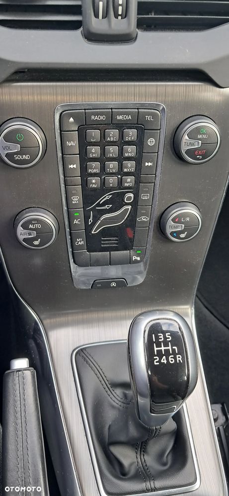 Volvo V40 - 19