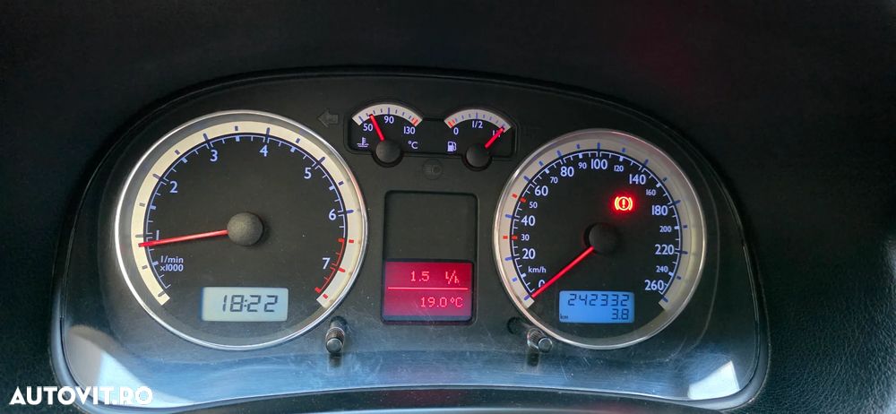 Volkswagen Bora 1.6 - 6