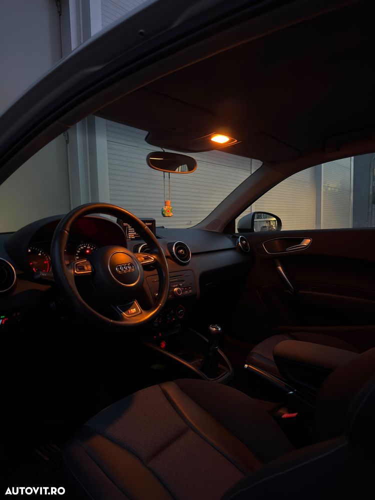 Audi A1 1.6 TDI Attraction - 7