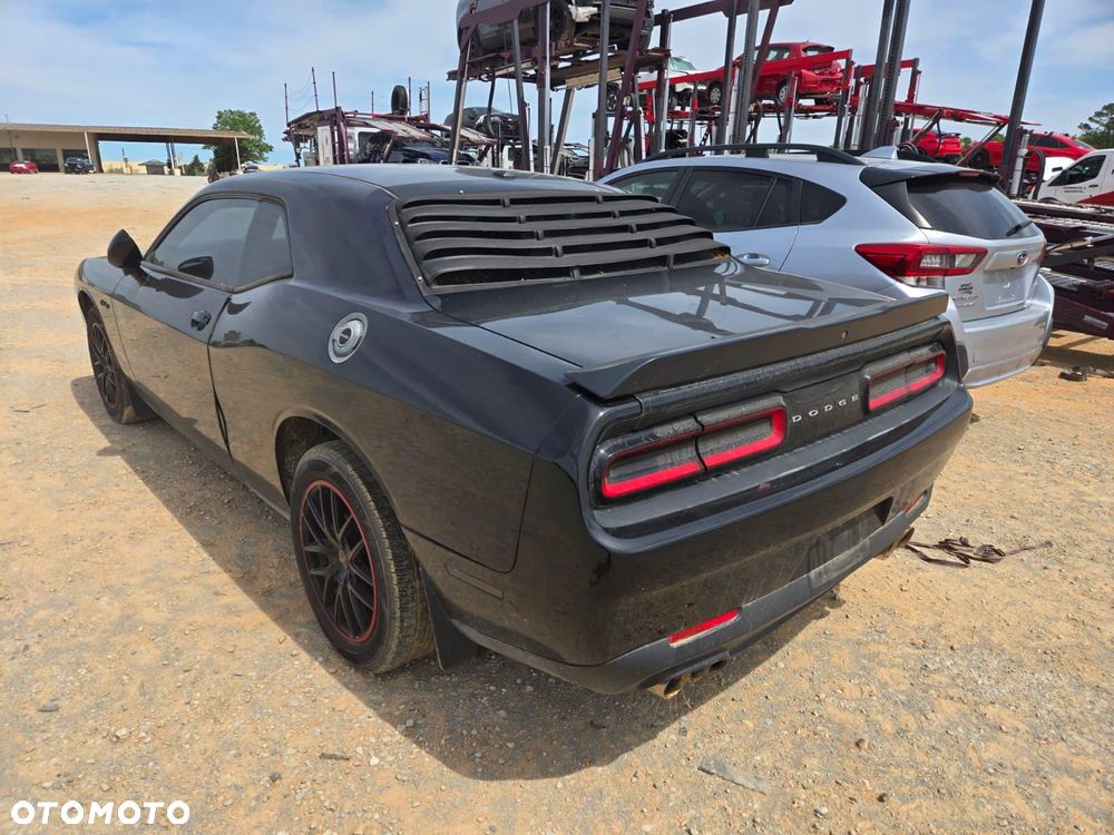 Dodge Challenger Automatik SXT Plus - 3