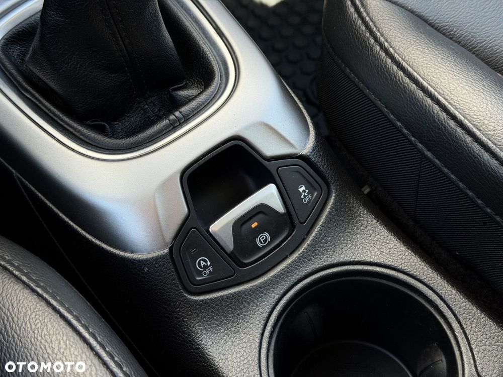 Jeep Compass - 24