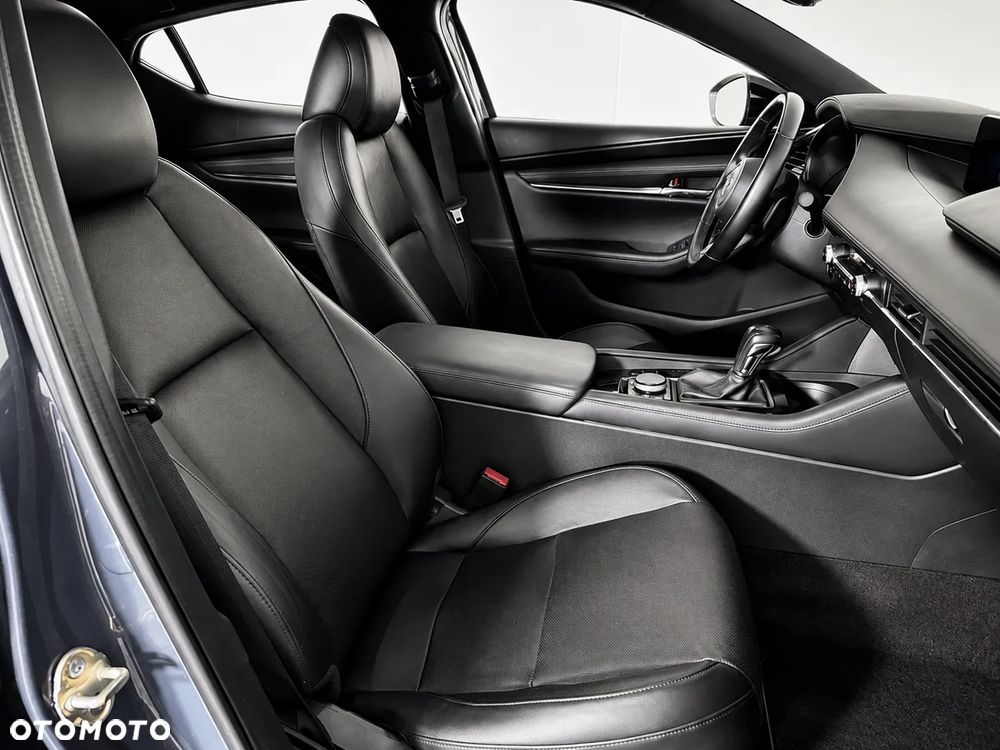 Mazda 3 - 19