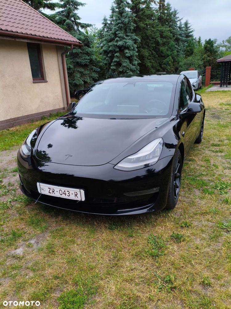 Tesla Model 3 Long Range AWD - 9