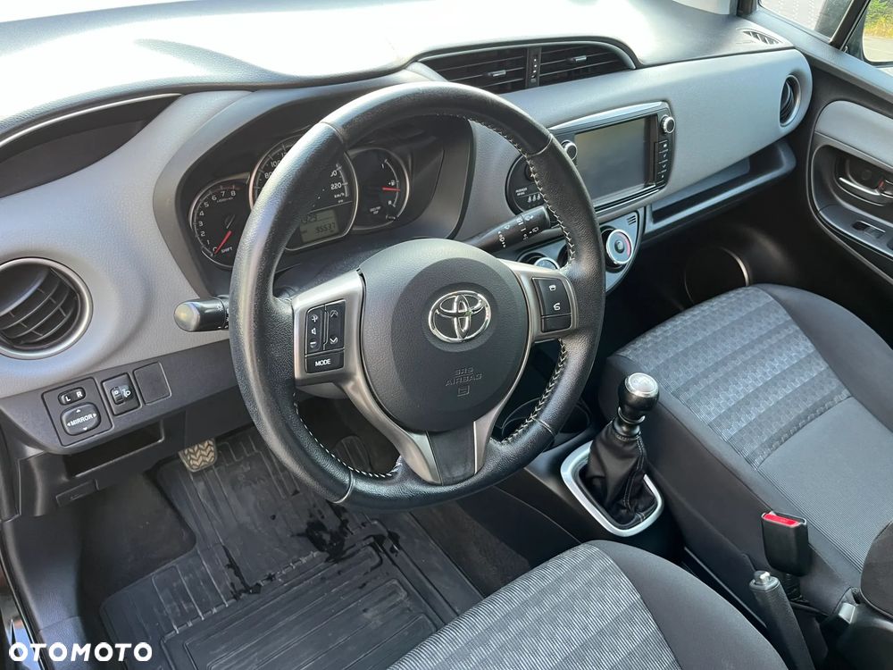 Toyota Yaris 1.33 Premium EU6 - 9