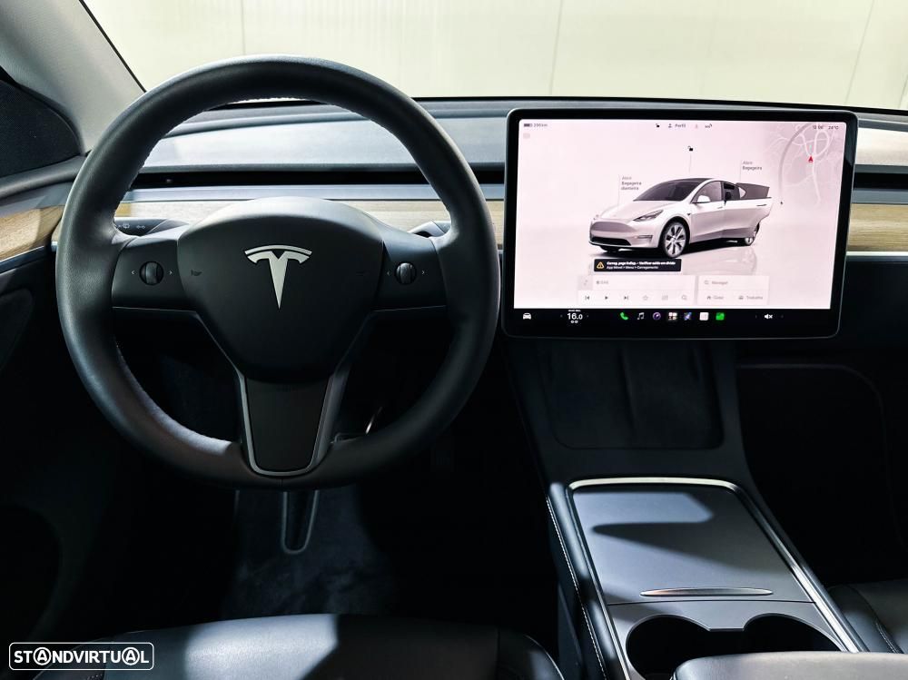 Tesla Model Y Standard - 21
