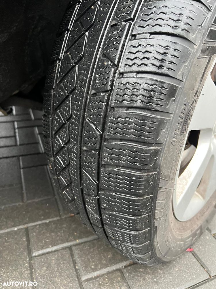Hyundai Santa Fe 2.2 DSL VGT 5 SEATS 4WD AT PREMIUM - 17