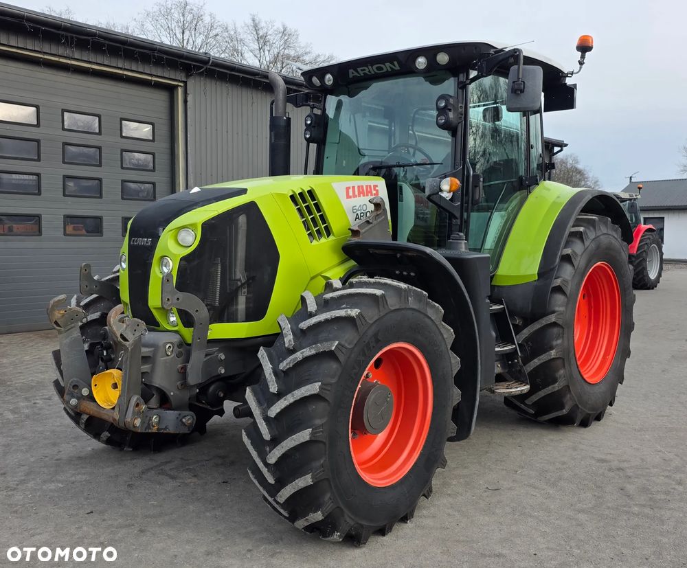 Claas Arion 640 Cis