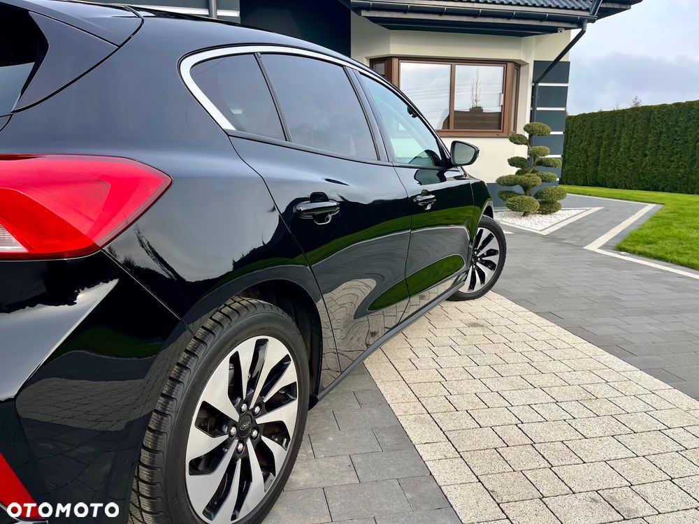 Ford Focus 1.0 EcoBoost STart-Stopp-System TITANIUM X - 34