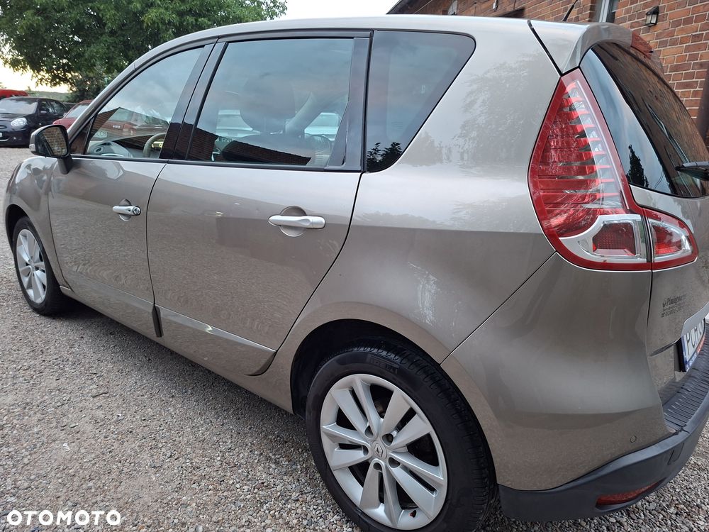 Renault Scenic 2.0 16V Emotion - 6