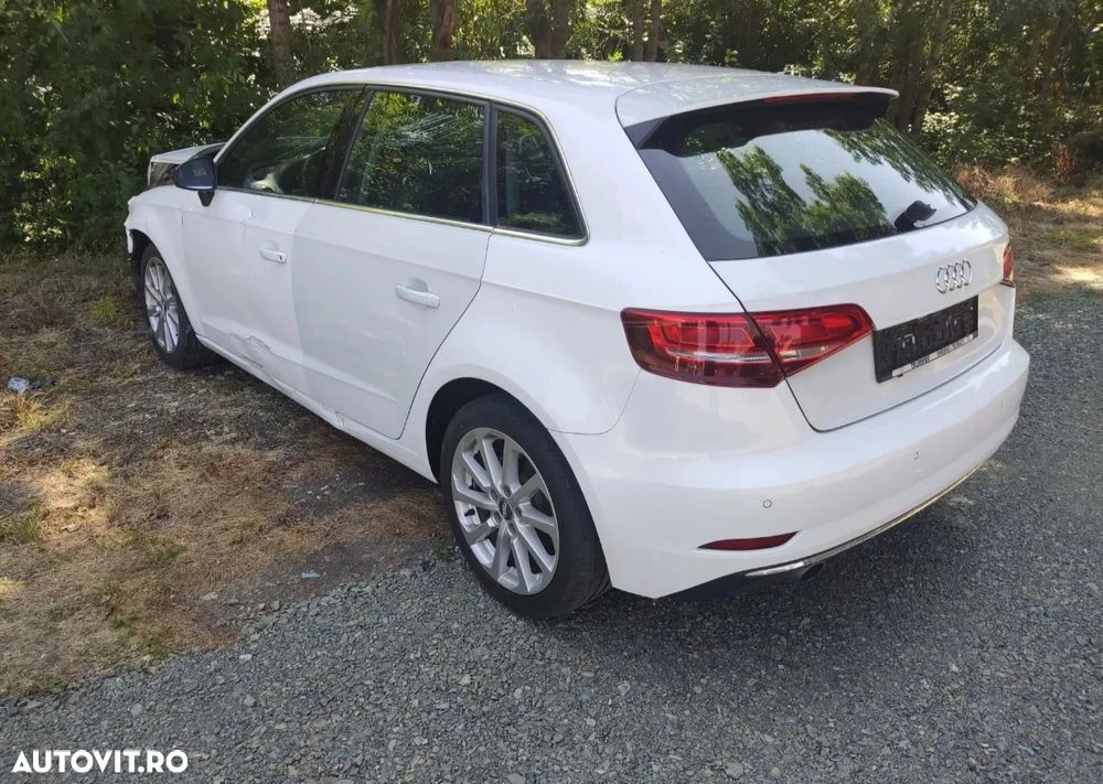 Audi A3 1.0 TFSI Sportback design - 5