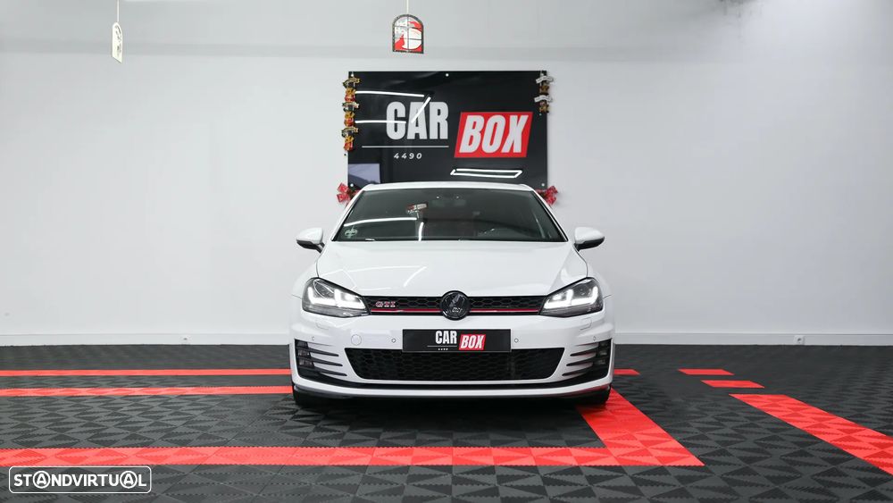 VW Golf 2.0 TSi GTi DSG Performance - 8