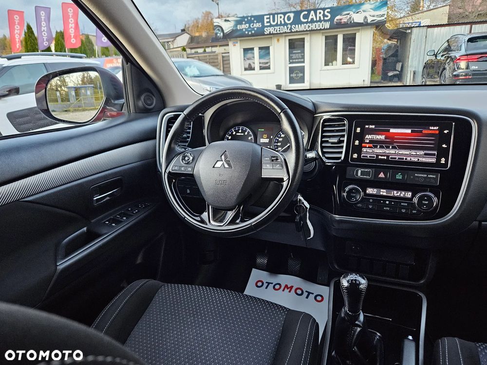 Mitsubishi Outlander 2.0 City Style 2WD - 23