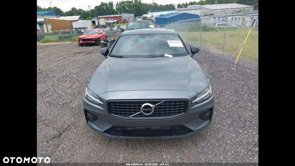 Volvo S60 T5 AWD R-Design - 3