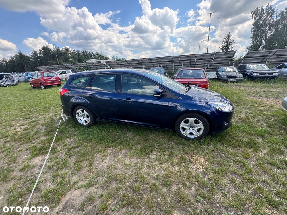 Ford Focus 1.6 TDCi DPF SYNC Edition - 4