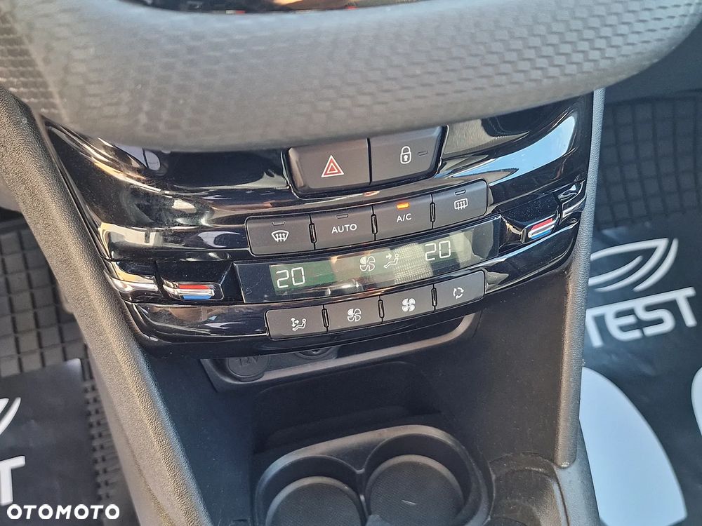 Peugeot 208 1.6 BlueHDi Active S&S - 18