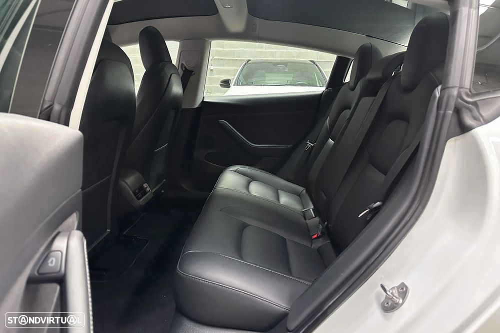 Tesla Model 3 Standard Range Plus RWD - 53