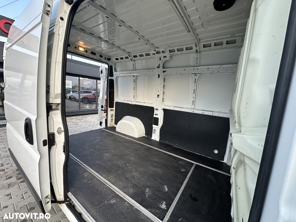 Citroën Jumper 2.2 BlueHDi L2H2 - 16