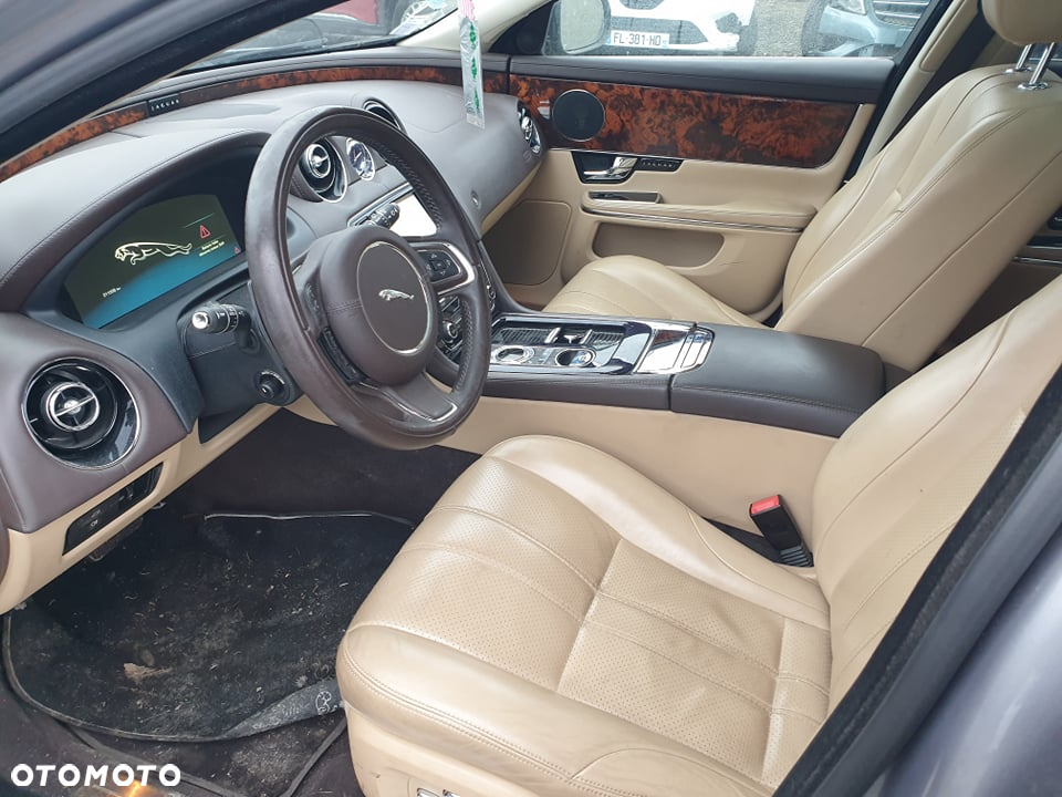 Jaguar XJ 3.0 D V6 Luxury - 3