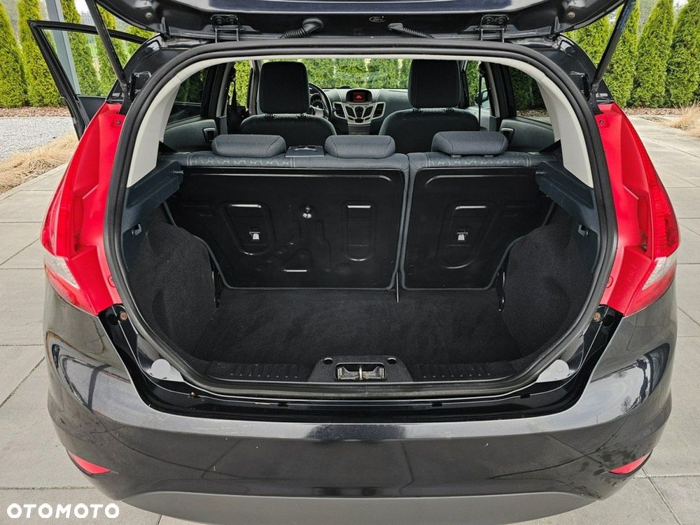 Ford Fiesta 1.25 Titanium X - 18