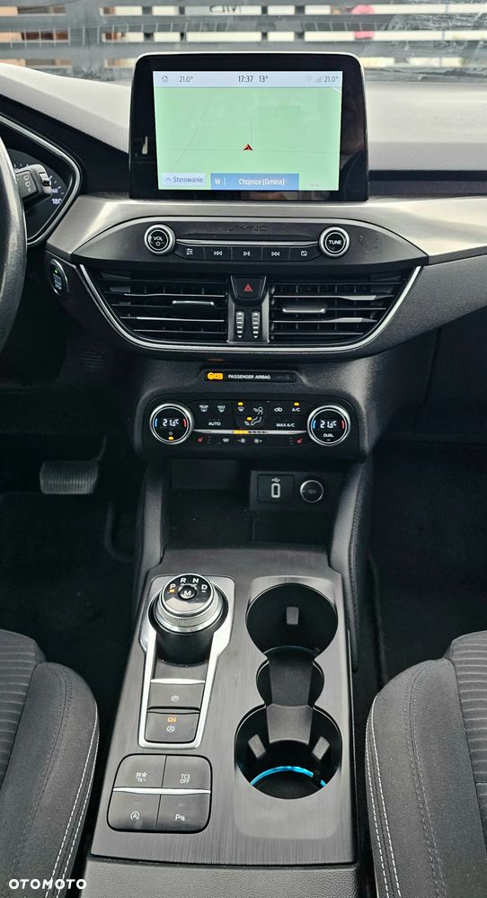 Ford Focus 1.5 EcoBlue Start-Stopp-System TITANIUM - 22