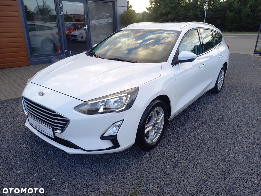 Ford Focus 1.5 EcoBlue STart-Stopp-System TITANIUM - 2