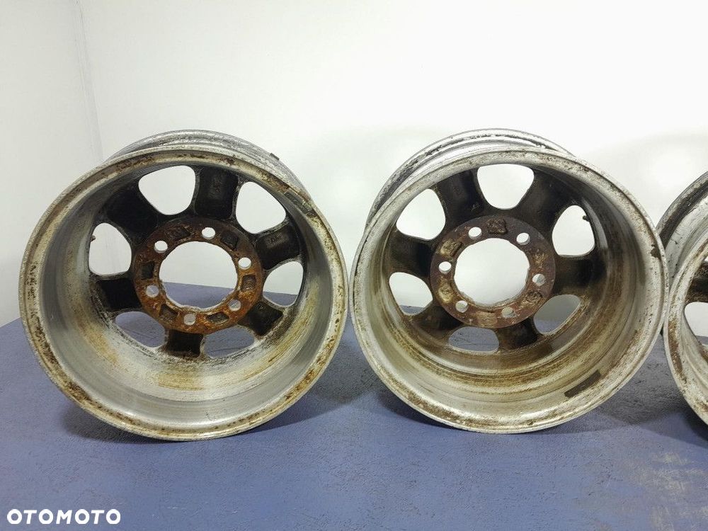 MITSUBISHI PAJERO II FELGI ALUMINIOWE 7JX15 6X139.7 4 SZT - 12