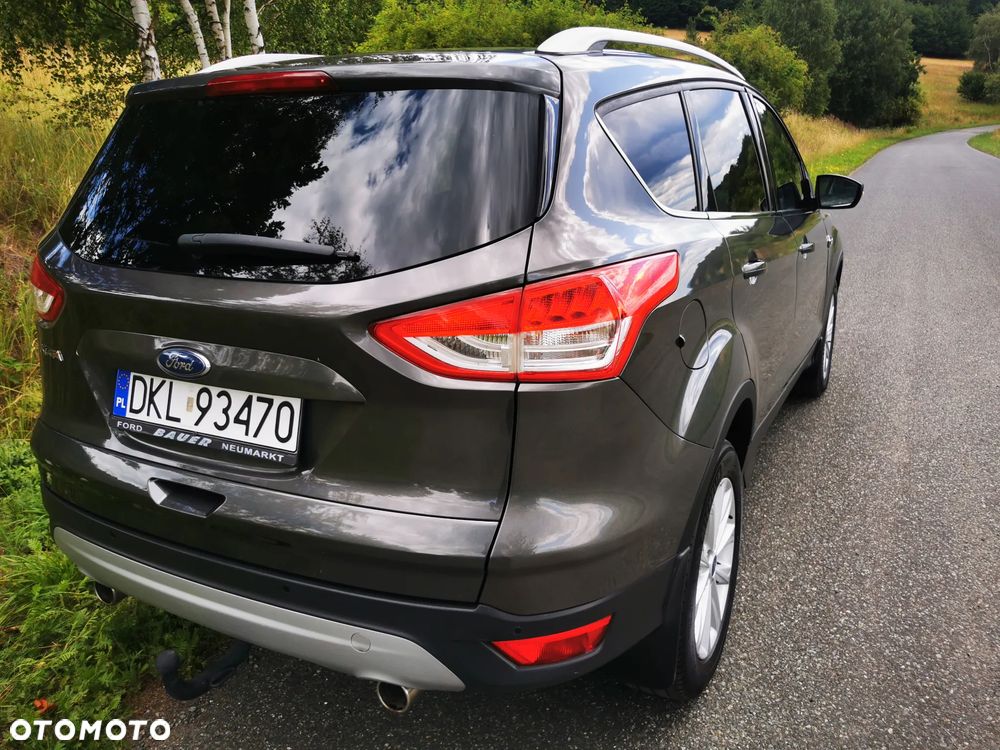 Ford Kuga 2.0 TDCi 4x4 Titanium - 23